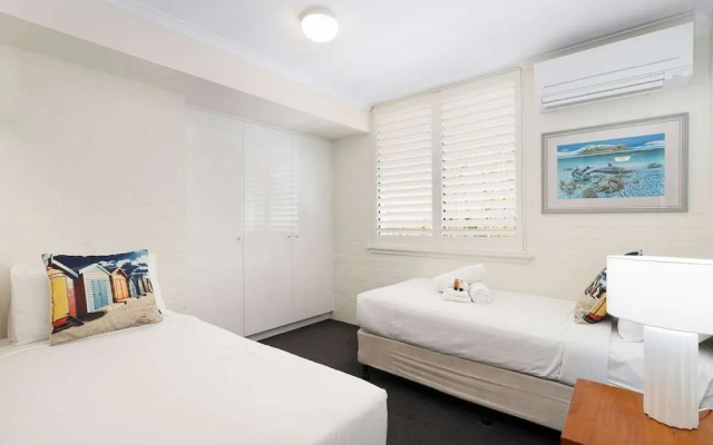 Breakfree Noosa International – Guest Rooms – Noosa Heads