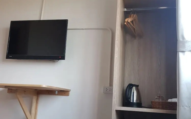 Sleep To Fly Hotel & Hostel