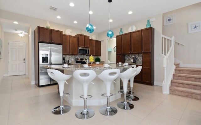 321 Festival Resort 43590/44286