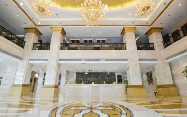 Vienna International Hotel (Shanghai World Expo Garden)