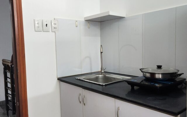 LaLaHouse Riverside Residence