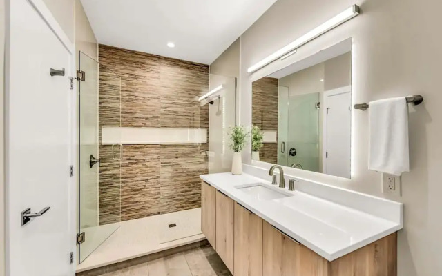 The Upper Deck in Siesta Key