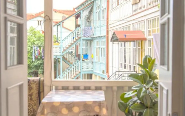 Meidan Suites