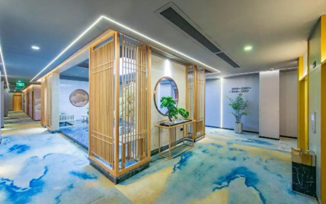 Guanlan Hotel (Fuzhou Mawei Chuanzheng Culture Scenic Area)
