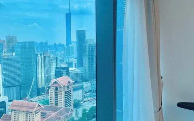 Eaton Residences KLCC by Luna