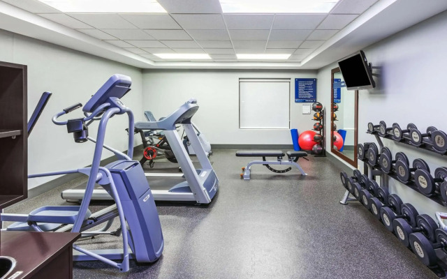 Hampton Inn & Suites Tulsa-Woodland Hills 71st-Memorial