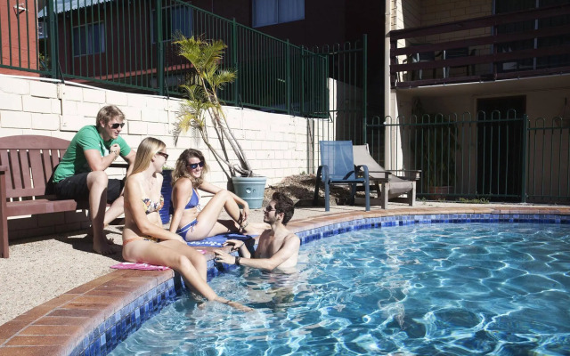 Airlie Beach YHA