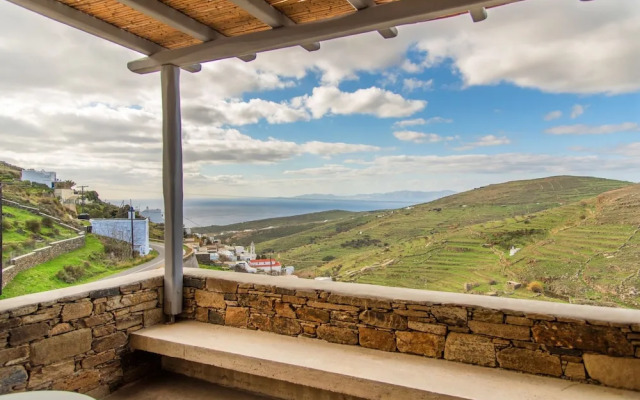 Tinos Pegion House
