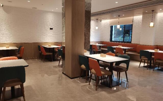 Hanting Hotel Ji'an Jinggangshan Avenue