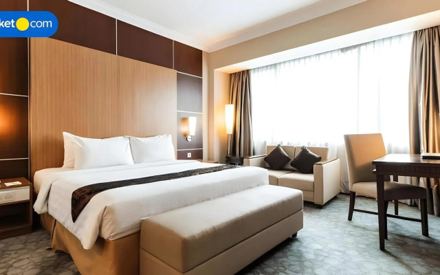 Emerald Garden International Hotel