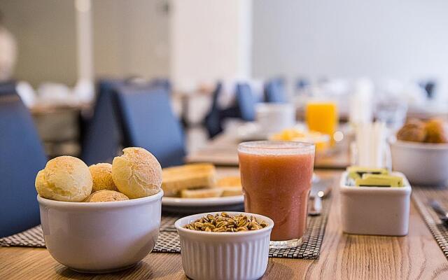 Bristol Easy Hotel - Rio Bonito