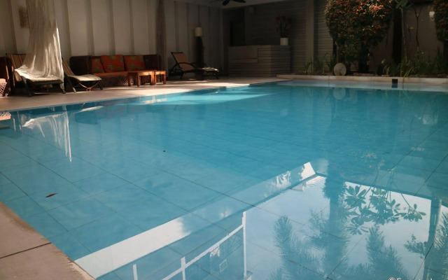 Sugarland Hotel