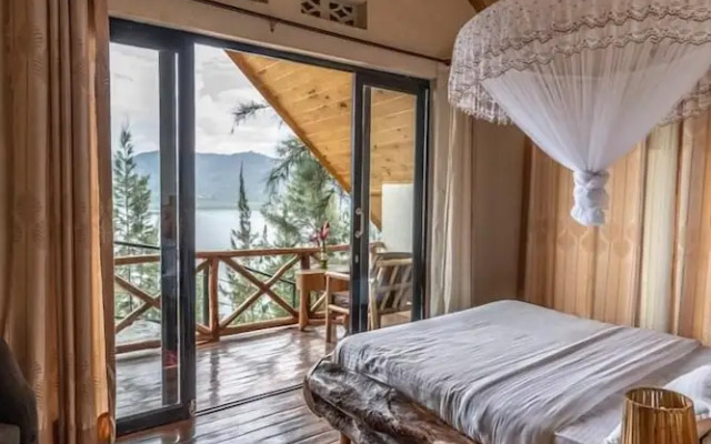 My Hill Eco-Lodge