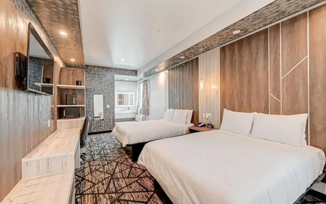 SureStay Hotel by Best Western Houston Southeast
