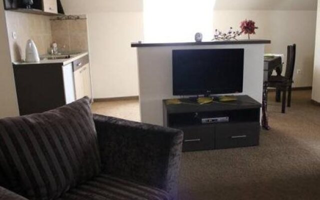 Stasea Apartments