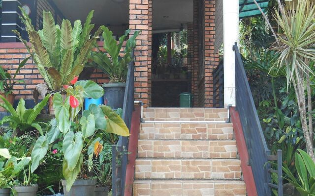 Cunang Hill Hotel & Resort