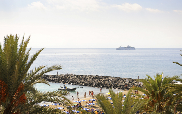 Coral Compostela Beach Hotel