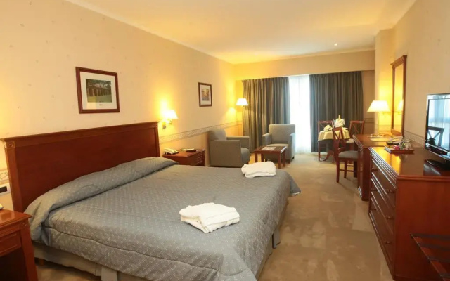 Howard Johnson Rio Ceballos Hotel y Casino