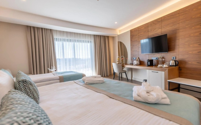 Side Moon Palace Hotel