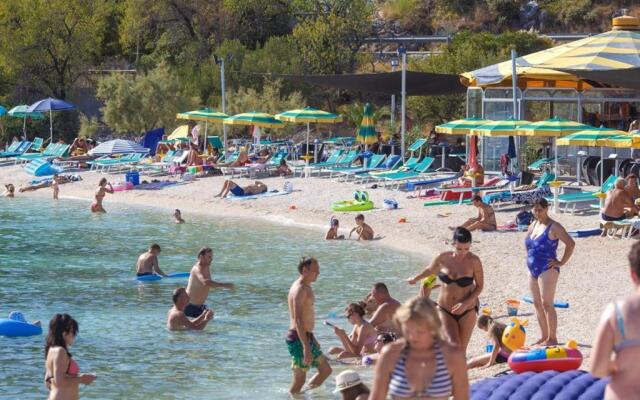 Apartments Rose - 30m from beach
