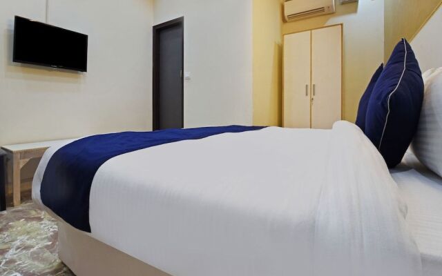 Silverkey Executive Stays 24038 B 56 Sector 22