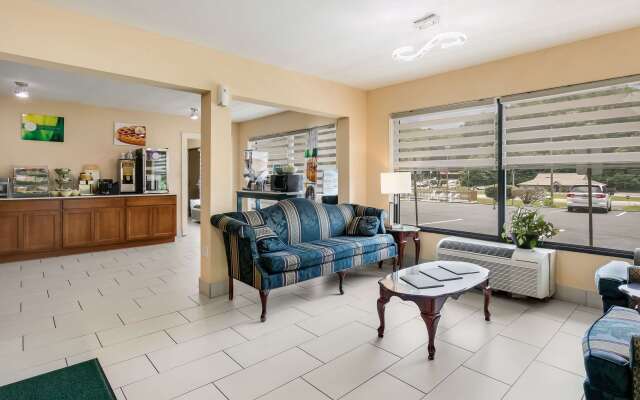 Quality Inn & Suites Mt Chalet