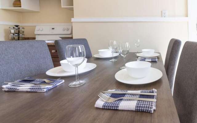 Cozy 3-bdrm in Uptown Saint John w Parking Coffee