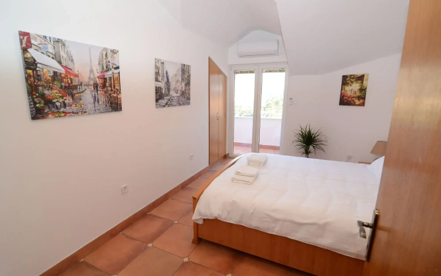Maritimo Apartments