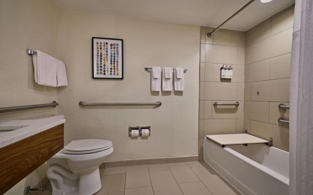 Holiday Inn Express Charleston – Downtown Medical Area