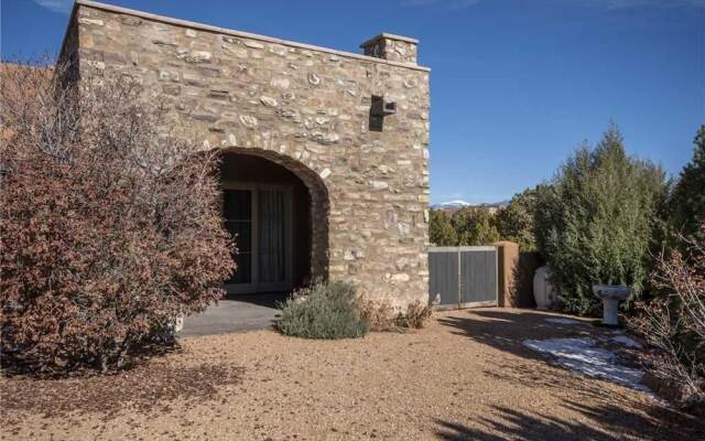 The Sunrise Retreat - Two Bedroom Home