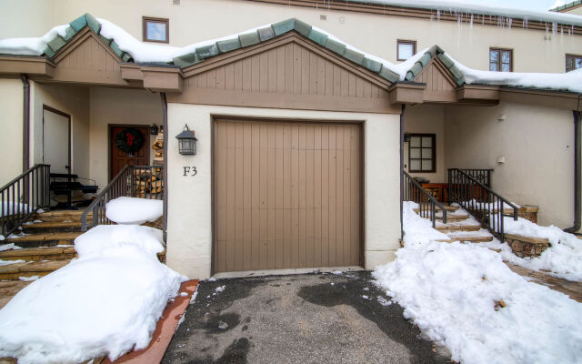 The Meadows Townhomes by East West Hospitality