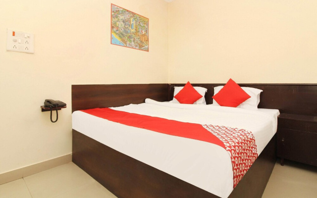 Hotel O Vasundhara Guest House Tankbund