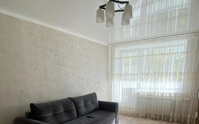 Apartments on Neftyanikov Avenue 3