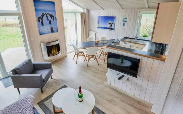 4 Star Holiday Home in Friedrichkoog