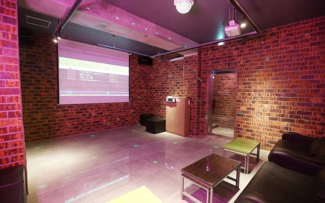 Jecheon Case Hotel