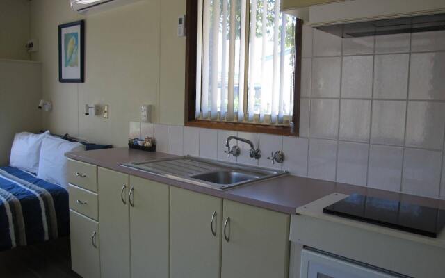 Melaleuca Caravan Park