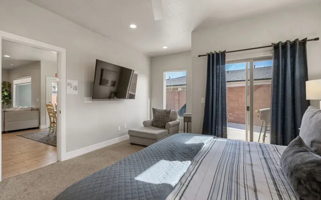 Zion Adventure 6 Bedroom Townhouse