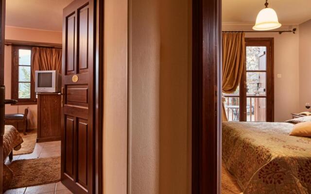 Dryades Hotel