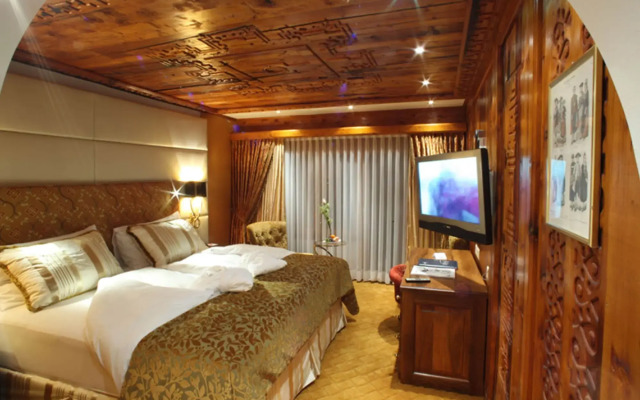 Resort Hotel Alex