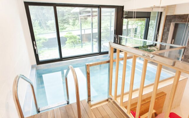 Gapyeong FS Pool Villa Pension