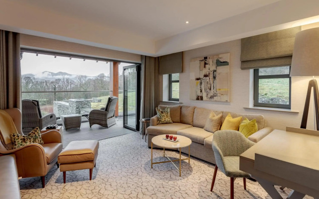 Lodore Falls Hotel & Spa