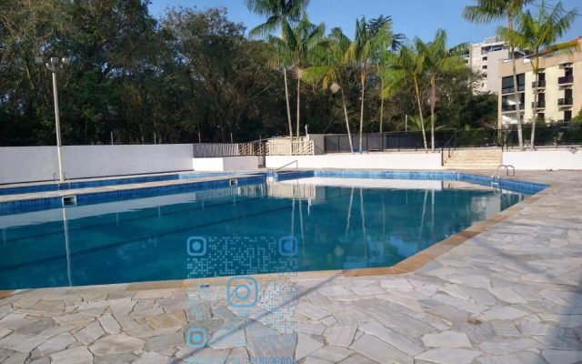 Apartamento Centro de Bertioga 100MTS da praia.