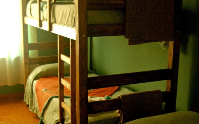 Pajaros Volando Hostel