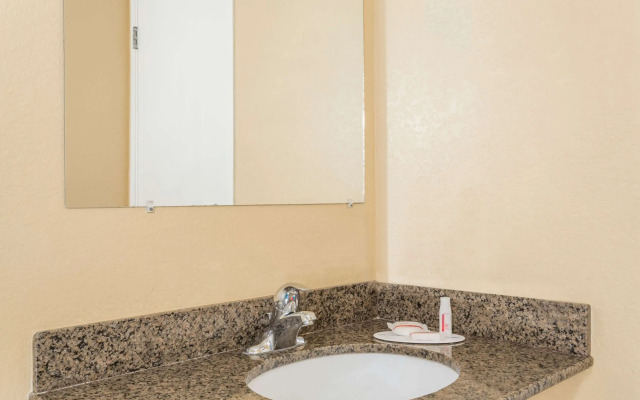 Super 8 by Wyndham Nephi