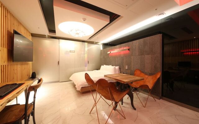 BrownDot Hotel Bong-Duk