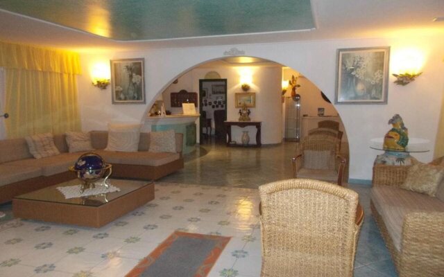 La Villa Resort & Spa