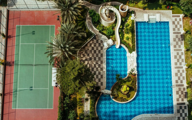 Ravarine Suite Apartment
