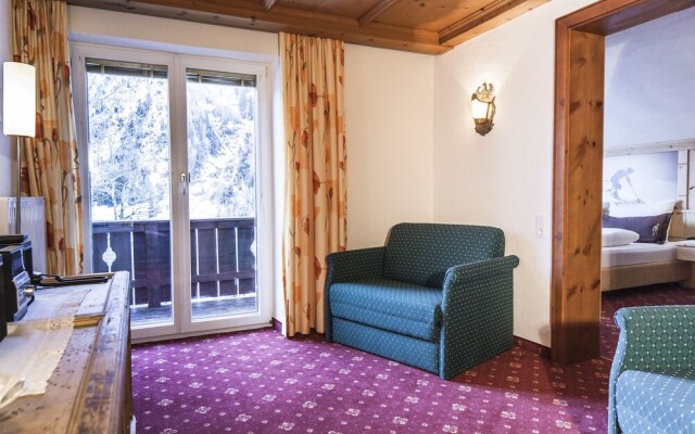 Arpuria l hidden luxury mountain home | Adults friendly