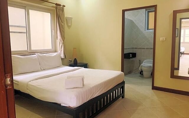 Private Beach Majestic Pool Villa Pattaya