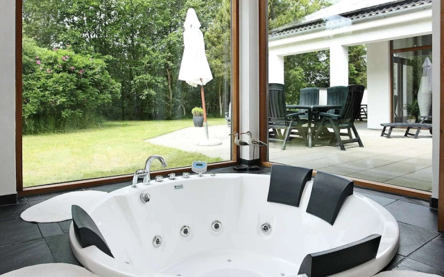 10 Person Holiday Home in Albaek